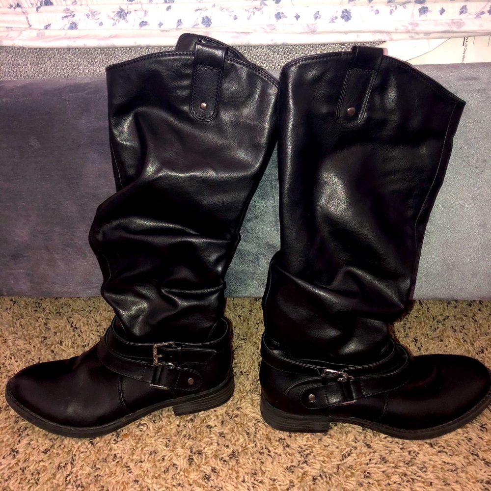 black boots